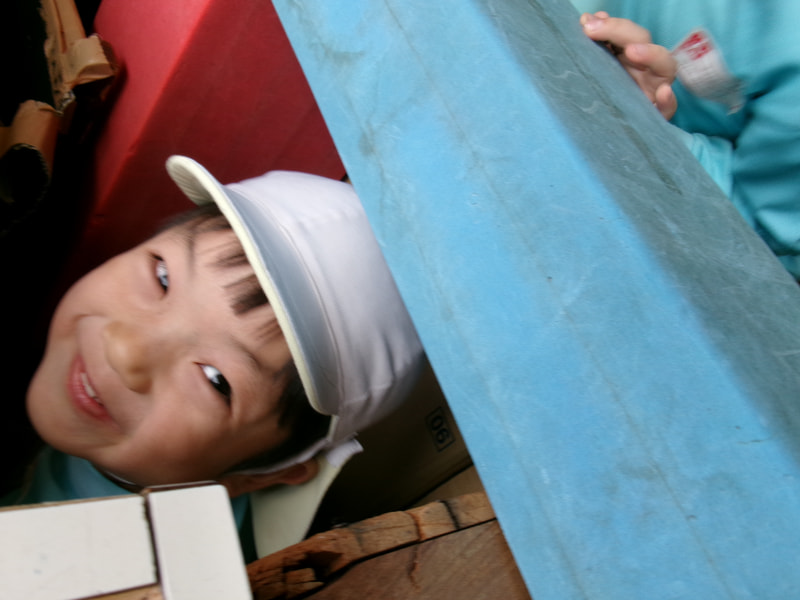 えっつ！積み木の中？よく入れたね