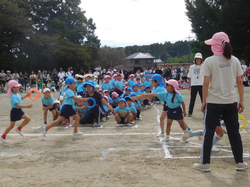 どうしたら勝てるのか？世界陸上を見て真似したり、クラスみんなで話し合いを重ねました。