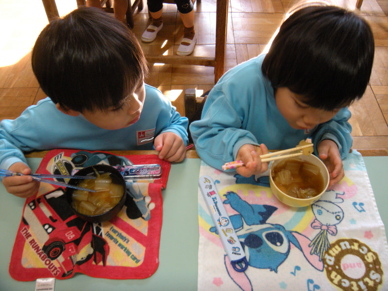 「おいしい?」「うん!もちもちしてる!」