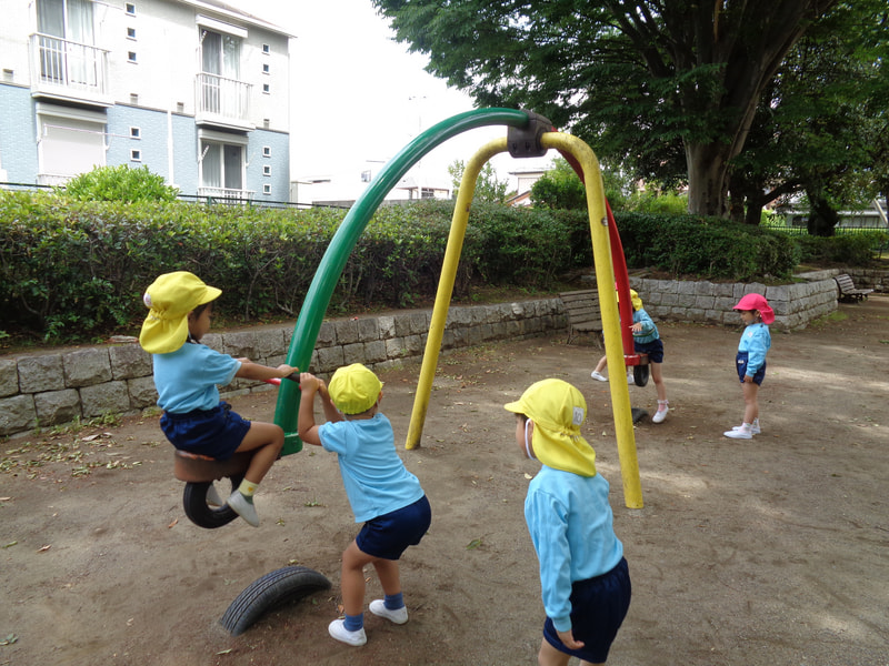 じゅんばんに　のってください
