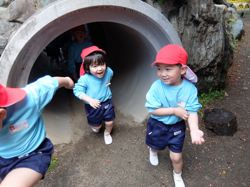 暗いトンネルだよ