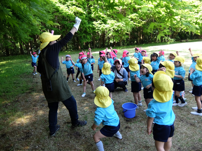 みんなで掘ろう！　オー！