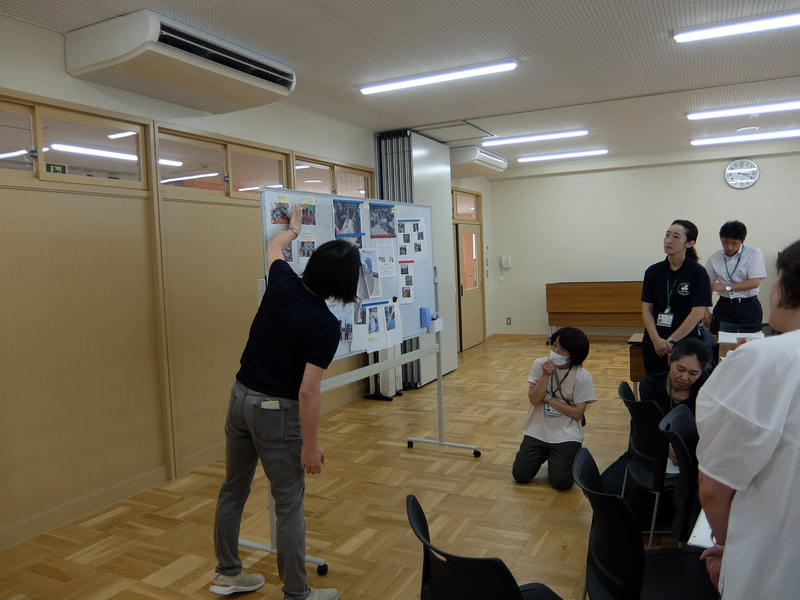 小学校の会議室です